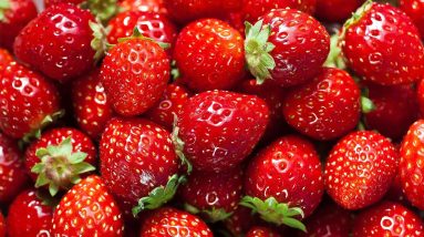 Can Diabetics Eat Strawberries? || Strawberries for Skin, Heart, Diabetes